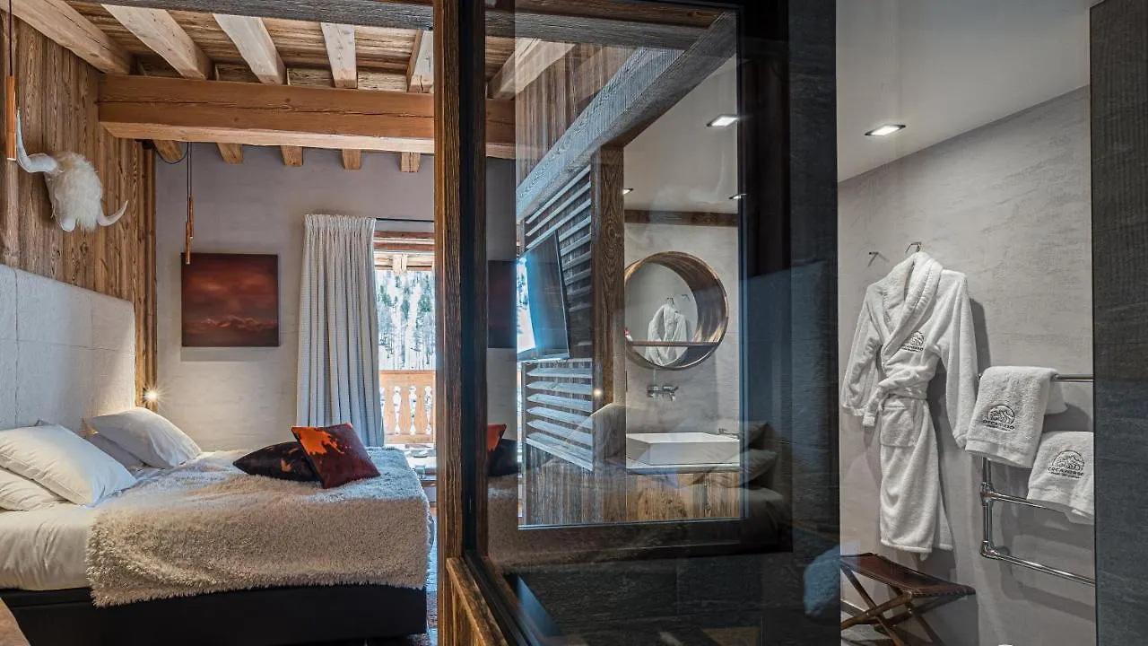 Chalet Orca, Val D'Isere - 14 Pers - 420M2 Villa