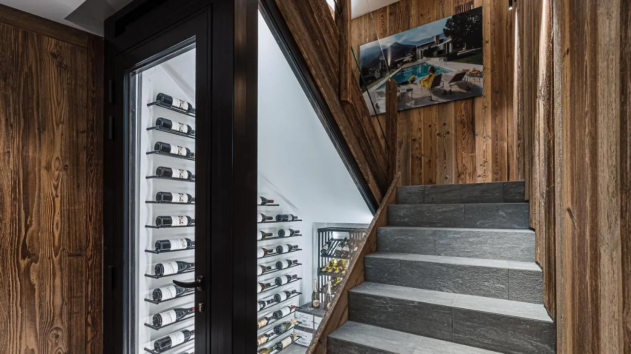 Chalet Orca, Val D'Isere - 14 Pers - 420M2 Villa