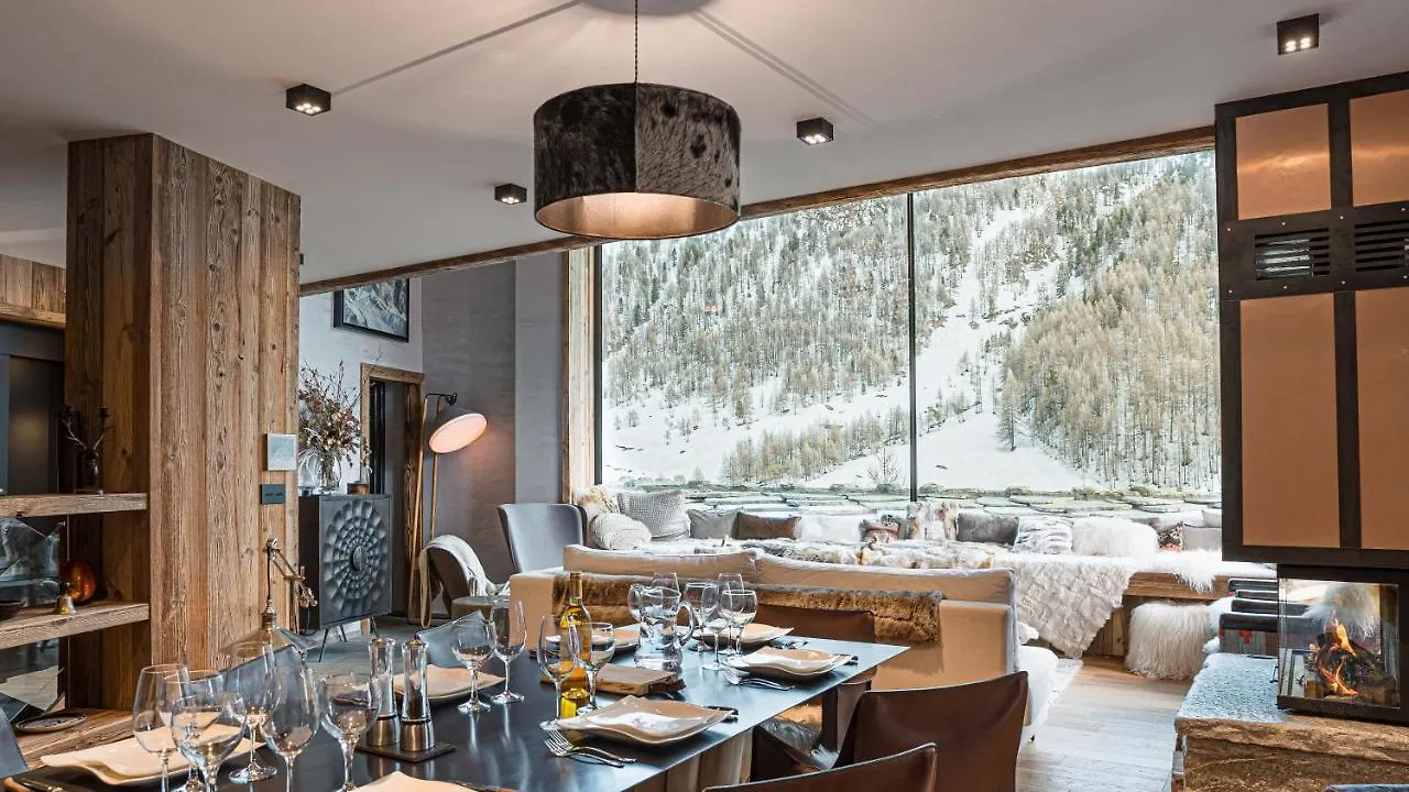 Chalet Orca, Val D'Isere - 14 Pers - 420M2 Villa  Val-d'Isere